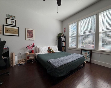 717 Nw 10th Street - Photo Thumbnail 7