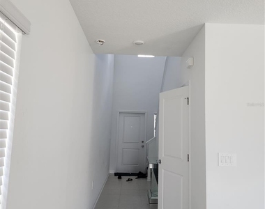 5838 Le Marin Way - Photo Thumbnail 7