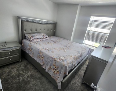 5838 Le Marin Way - Photo Thumbnail 15