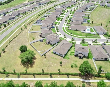 1099 Calico Pointe Circle - Photo Thumbnail 33