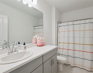 1099 Calico Pointe Circle - Photo Thumbnail 23