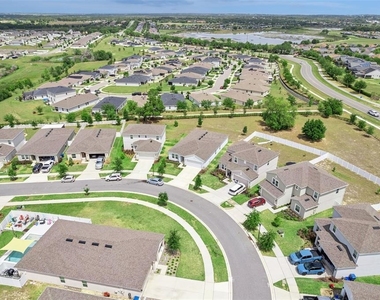 1099 Calico Pointe Circle - Photo Thumbnail 32