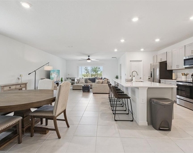 1099 Calico Pointe Circle - Photo Thumbnail 10