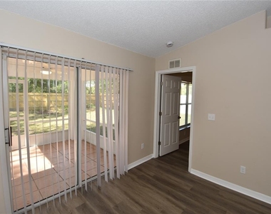 6 Seckel Court - Photo Thumbnail 25
