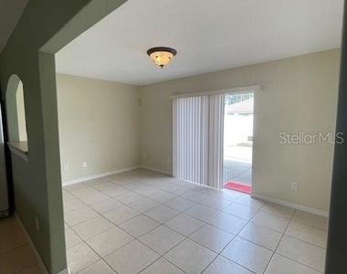 23 Ridley Lane - Photo Thumbnail 14