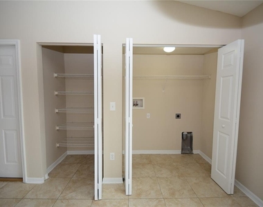 20 Wheeler Lane - Photo Thumbnail 9