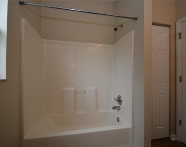 20 Wheeler Lane - Photo Thumbnail 37