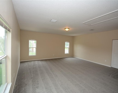 20 Wheeler Lane - Photo Thumbnail 32