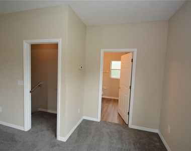 20 Wheeler Lane - Photo Thumbnail 34
