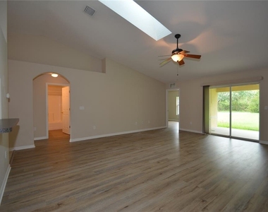 20 Wheeler Lane - Photo Thumbnail 13