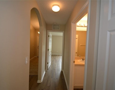 20 Wheeler Lane - Photo Thumbnail 21