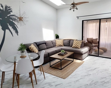 2903 63rd Street W - Photo Thumbnail 7