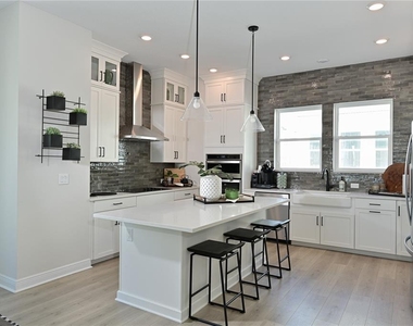 2451 Mangum Court - Photo Thumbnail 21