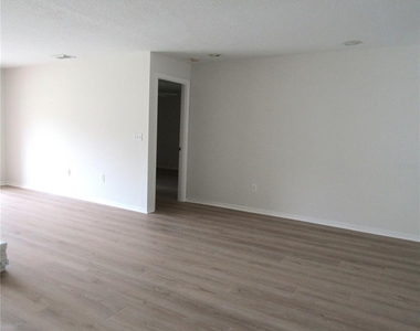 3010 Ringwood Meadow - Photo Thumbnail 9