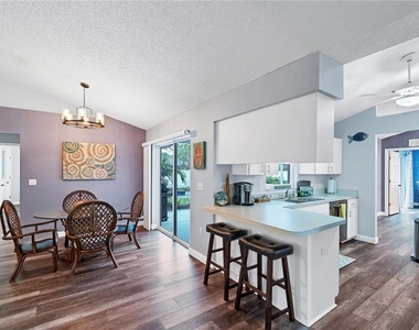 5219 Inverness Drive - Photo Thumbnail 8