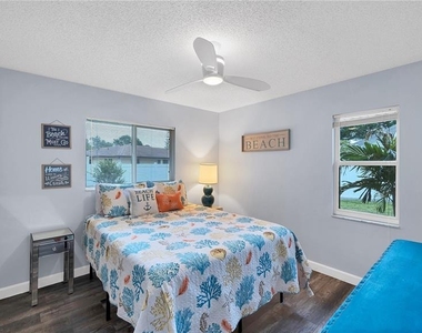 5219 Inverness Drive - Photo Thumbnail 17