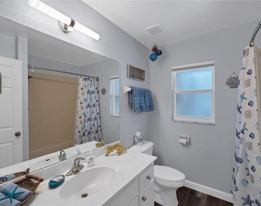 5219 Inverness Drive - Photo Thumbnail 16