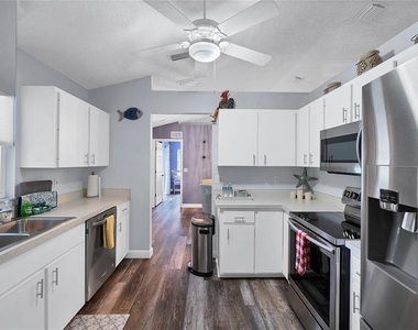 5219 Inverness Drive - Photo Thumbnail 1
