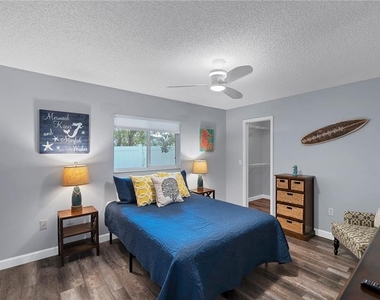 5219 Inverness Drive - Photo Thumbnail 11