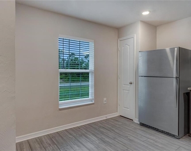 4127 Snowdrop Street - Photo Thumbnail 10