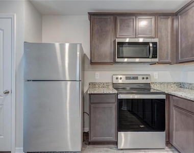 4127 Snowdrop Street - Photo Thumbnail 8