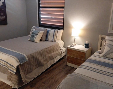 146 Wild Palm Dr - Photo Thumbnail 14