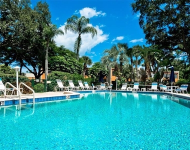 146 Wild Palm Dr - Photo Thumbnail 1