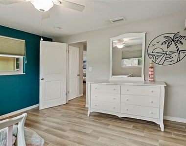 1675 Blakemore Lane - Photo Thumbnail 30