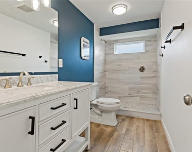 1675 Blakemore Lane - Photo Thumbnail 31