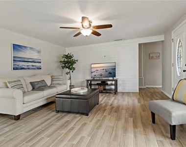 1675 Blakemore Lane - Photo Thumbnail 7