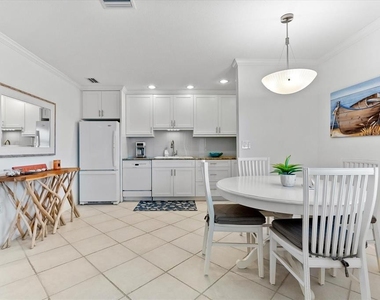 6708 Sarasea Circle - Photo Thumbnail 10