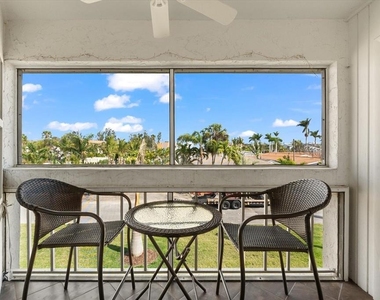 6708 Sarasea Circle - Photo Thumbnail 25