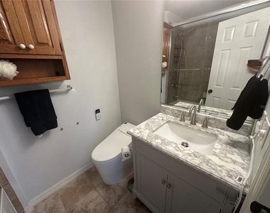 8809 White Sage Loop - Photo Thumbnail 24