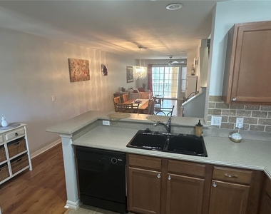 8809 White Sage Loop - Photo Thumbnail 9