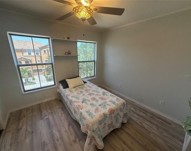 8809 White Sage Loop - Photo Thumbnail 23