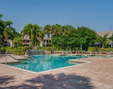 10263 Gandy Boulevard N - Photo Thumbnail 36