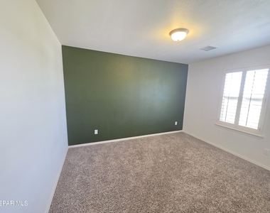 7517 Red Cedar Drive - Photo Thumbnail 17