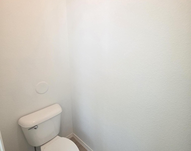 7517 Red Cedar Drive - Photo Thumbnail 10