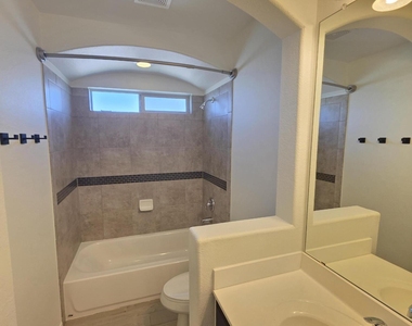 7517 Red Cedar Drive - Photo Thumbnail 18