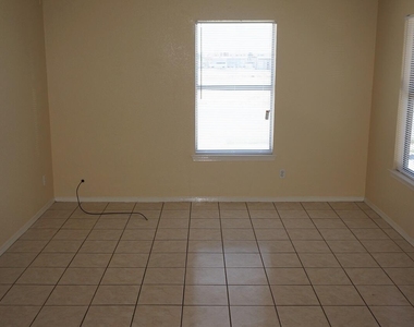 8909 Herbert Street - Photo Thumbnail 3
