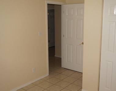 8909 Herbert Street - Photo Thumbnail 16