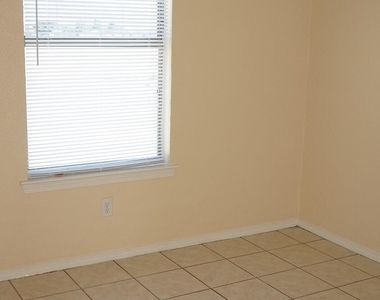 8909 Herbert Street - Photo Thumbnail 17