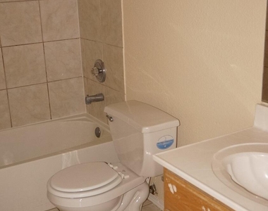 8909 Herbert Street - Photo Thumbnail 10