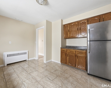 972 Capitol Avenue - Photo Thumbnail 10