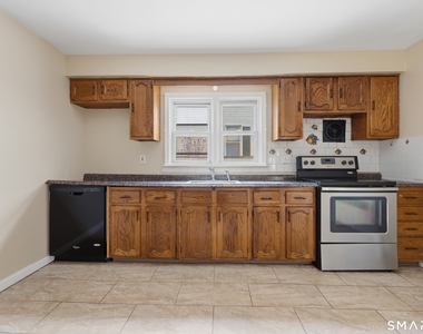 972 Capitol Avenue - Photo Thumbnail 6