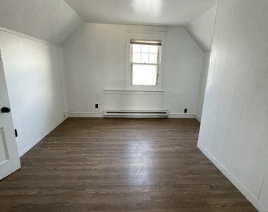 69 Liberty Street - Photo Thumbnail 4
