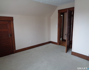 58 Stuyvesant Avenue - Photo Thumbnail 7