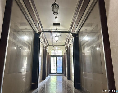 135 Main Street - Photo Thumbnail 10