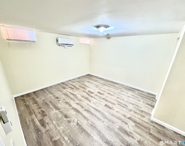 135 Main Street - Photo Thumbnail 3
