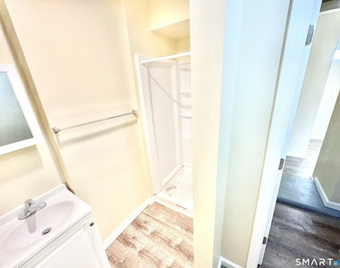 135 Main Street - Photo Thumbnail 9